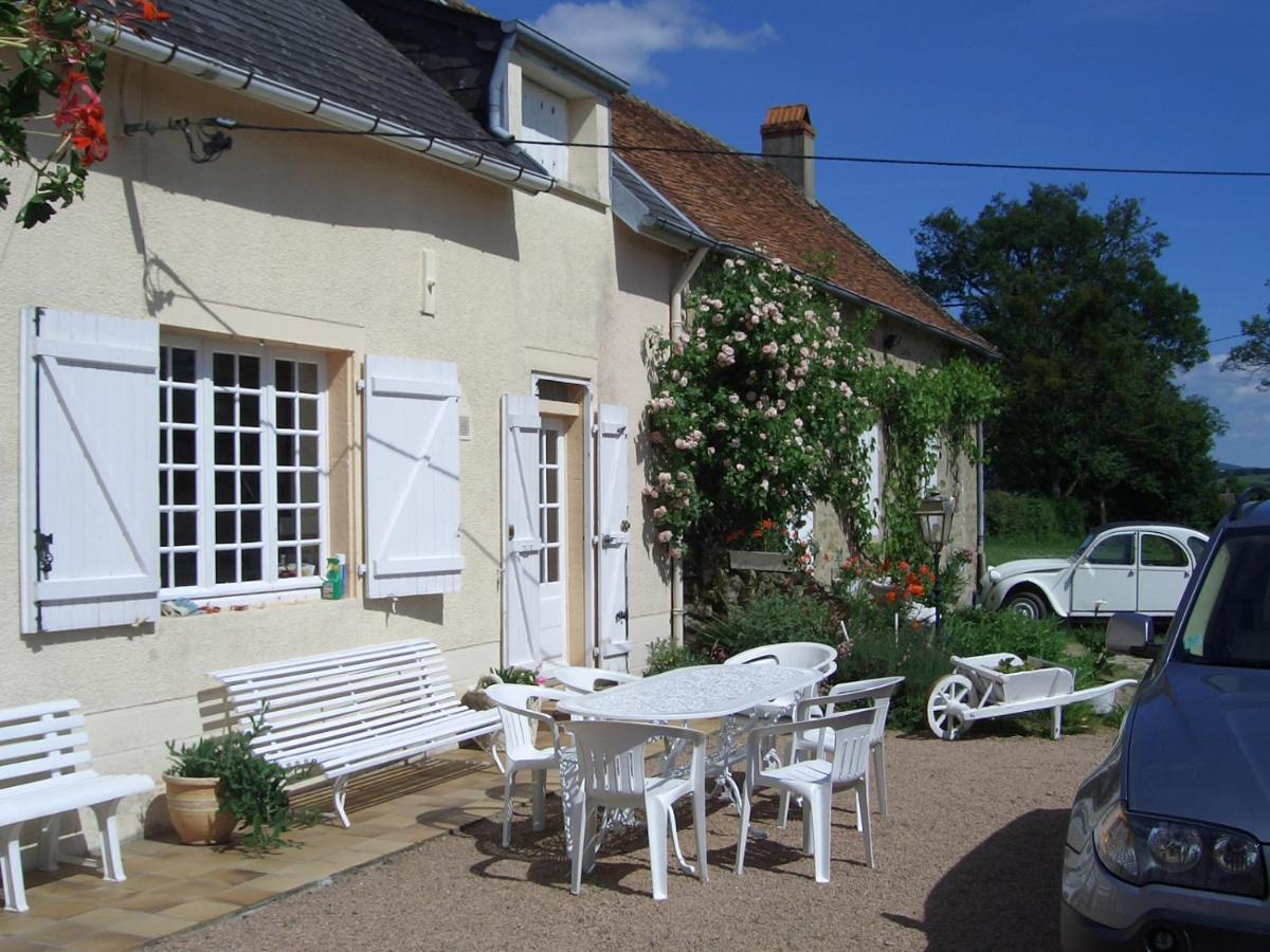 La Petite Maison - L'Ouche Charlot Maux Bagian luar foto