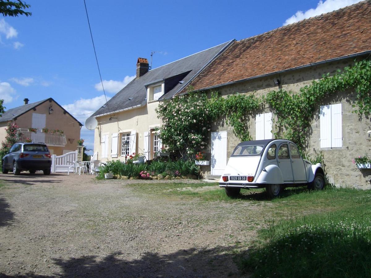 La Petite Maison - L'Ouche Charlot Maux Bagian luar foto